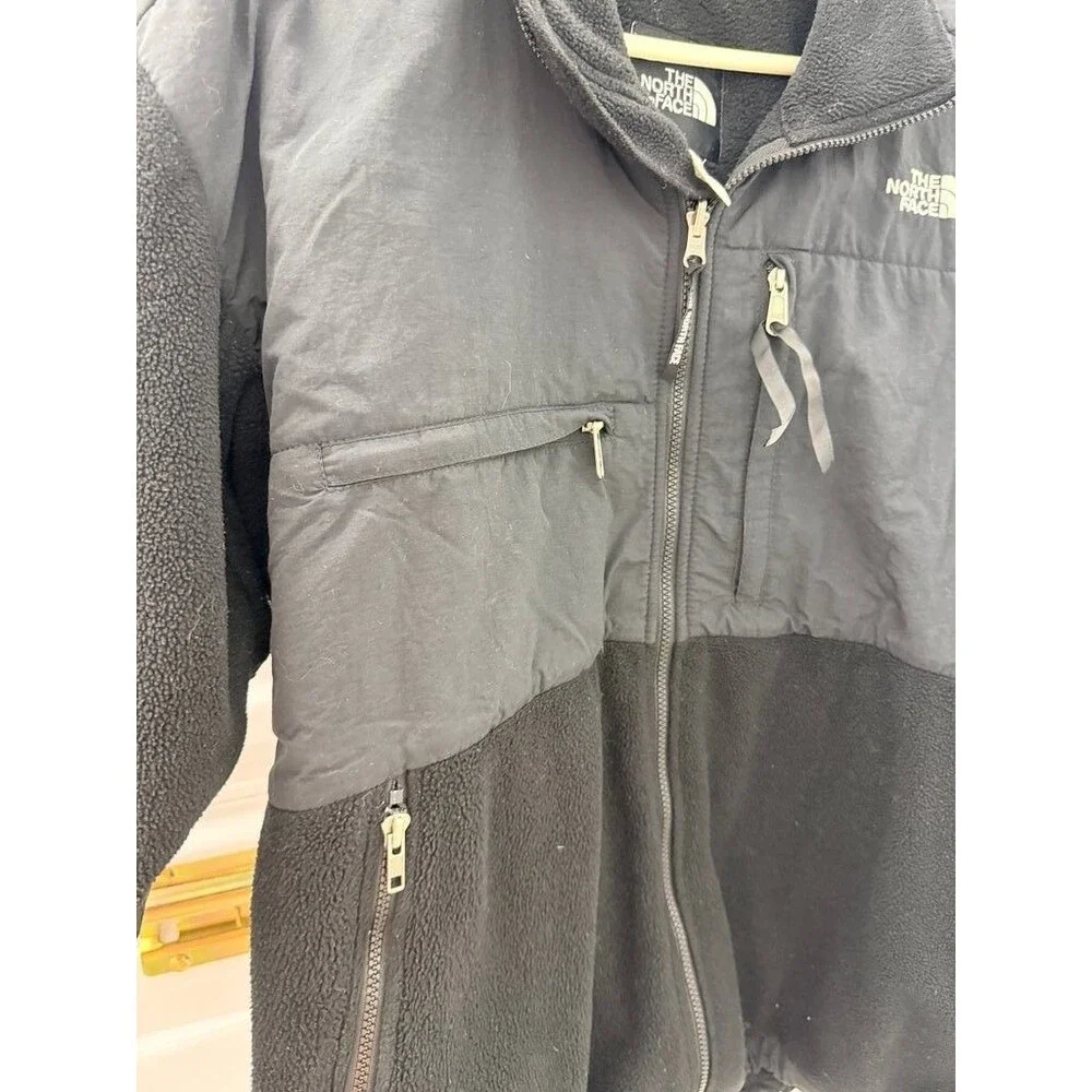 The North Face Men's XL Black Fleece Jacket